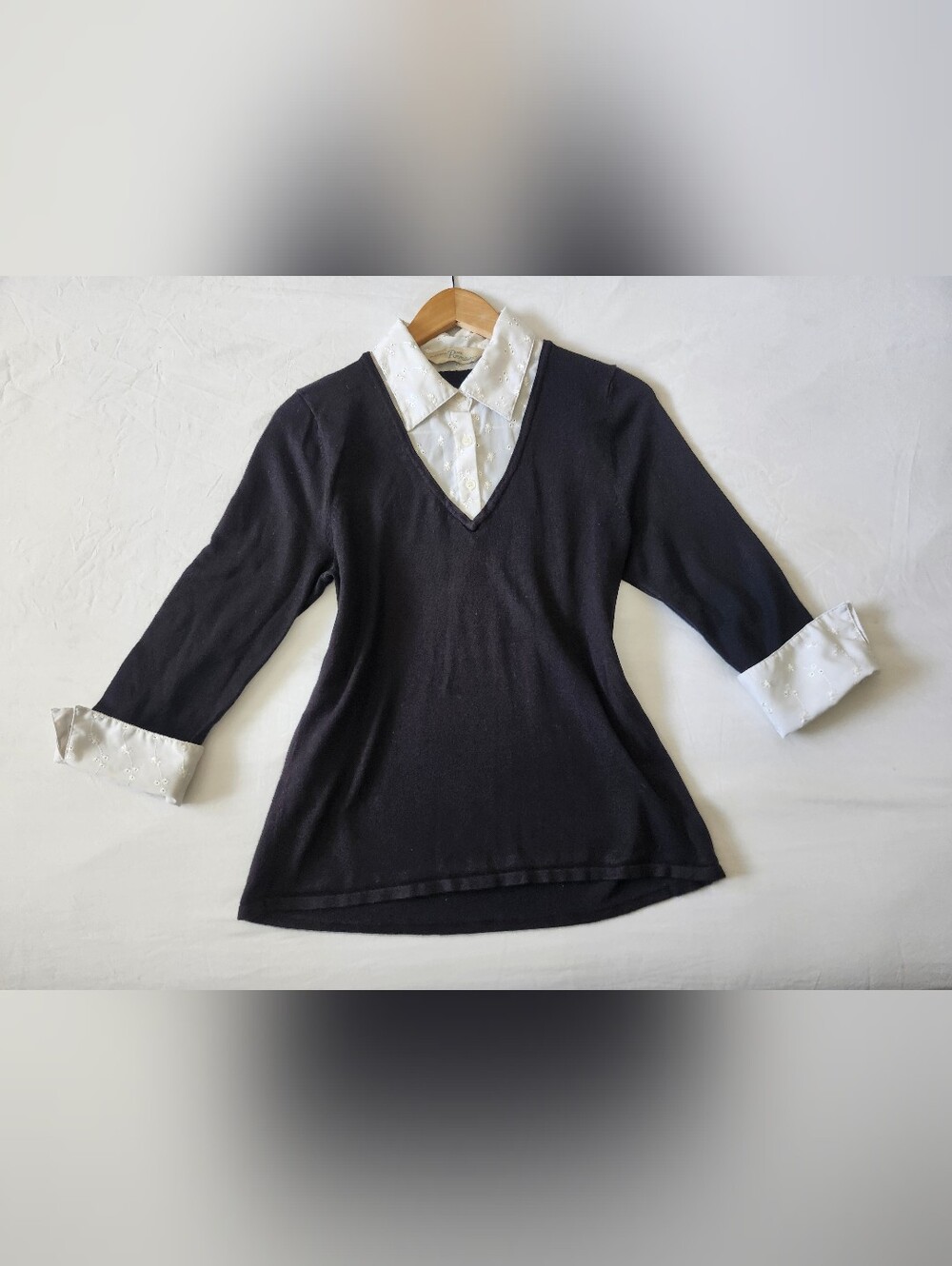 Vintage 90s Layer Top with White Lace Collar